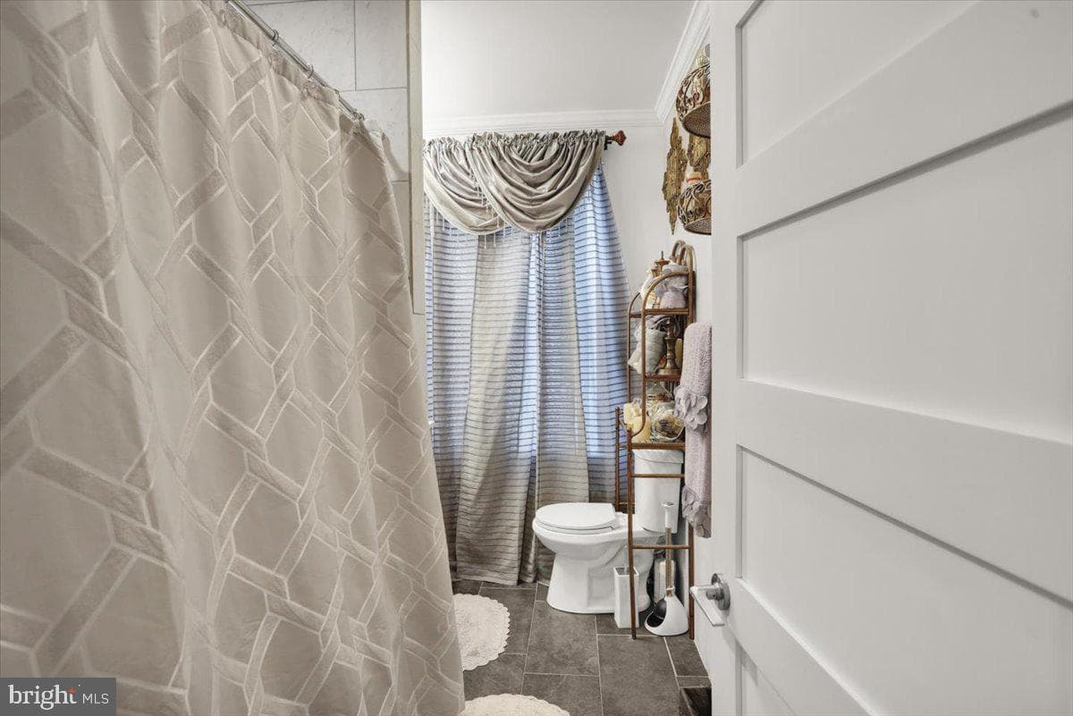 225 Fairview Street photo 20