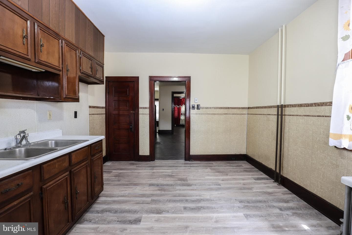 707 N Centre Street photo 10
