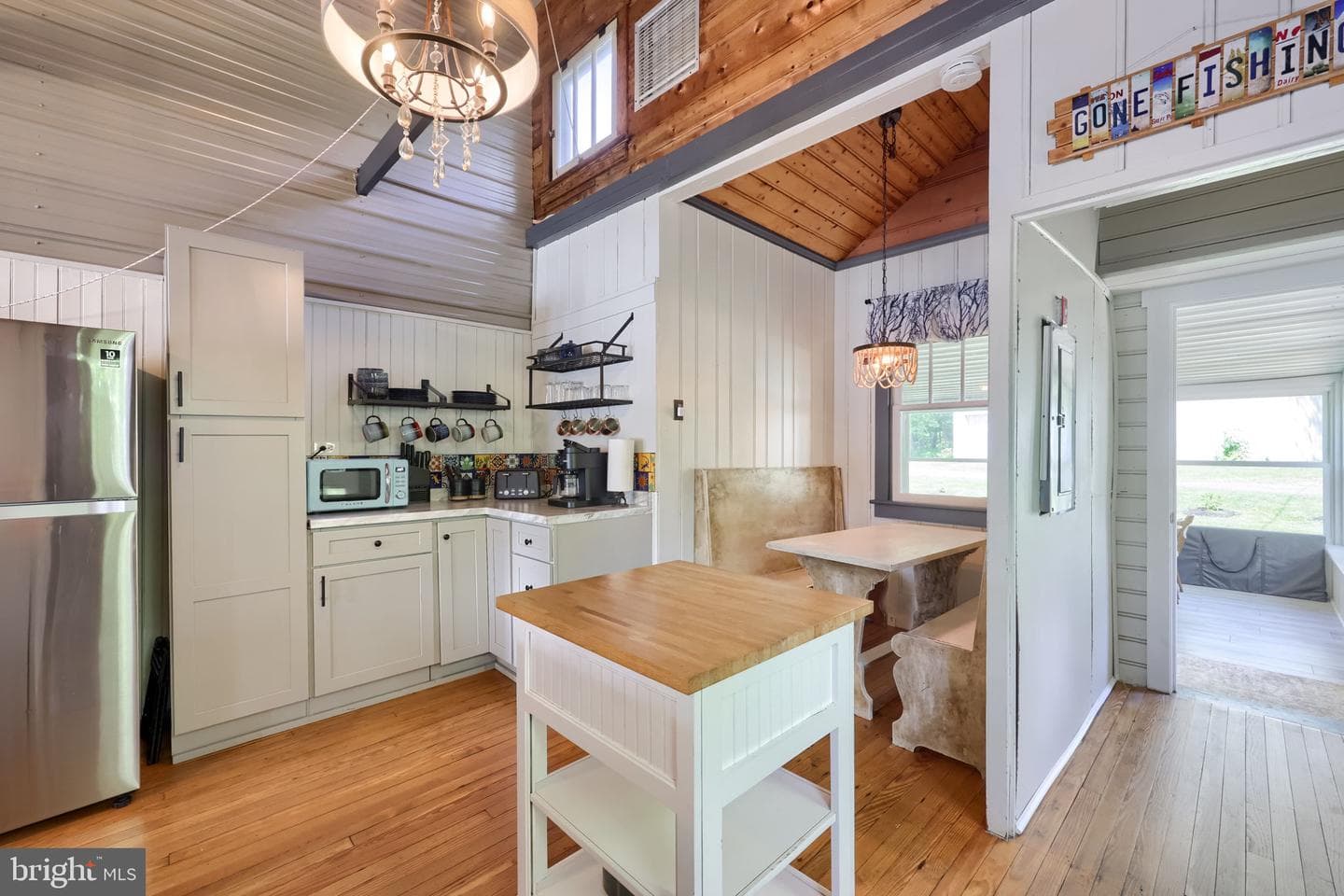 49 King Fisher Drive photo 21