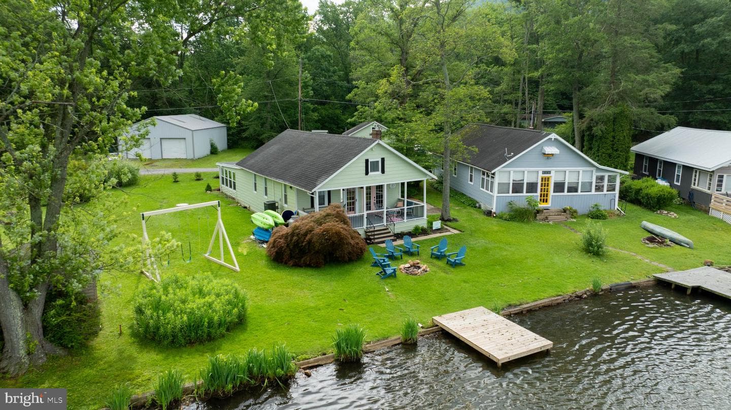 49 King Fisher Drive photo 64