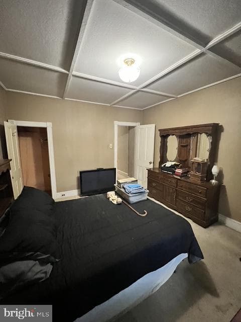 324 E Pine Street photo 3