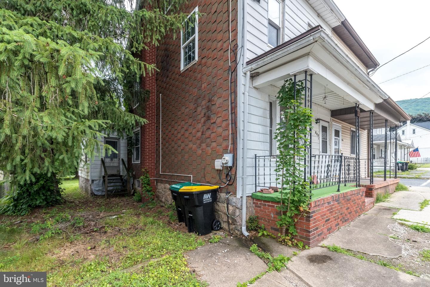 402 Hobart Street photo 30