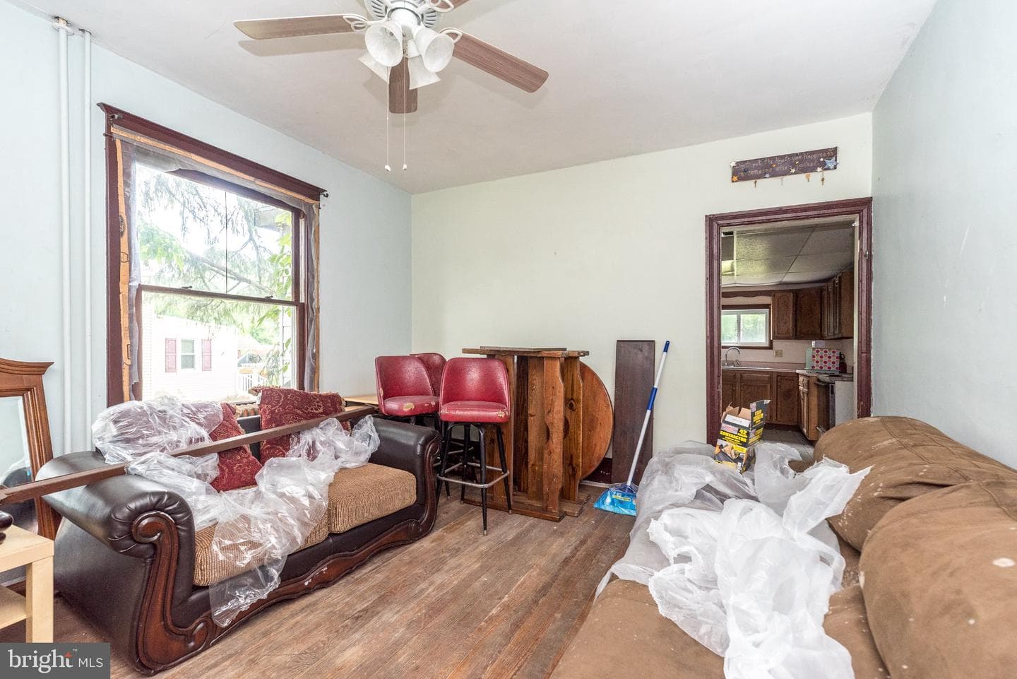 402 Hobart Street photo 8