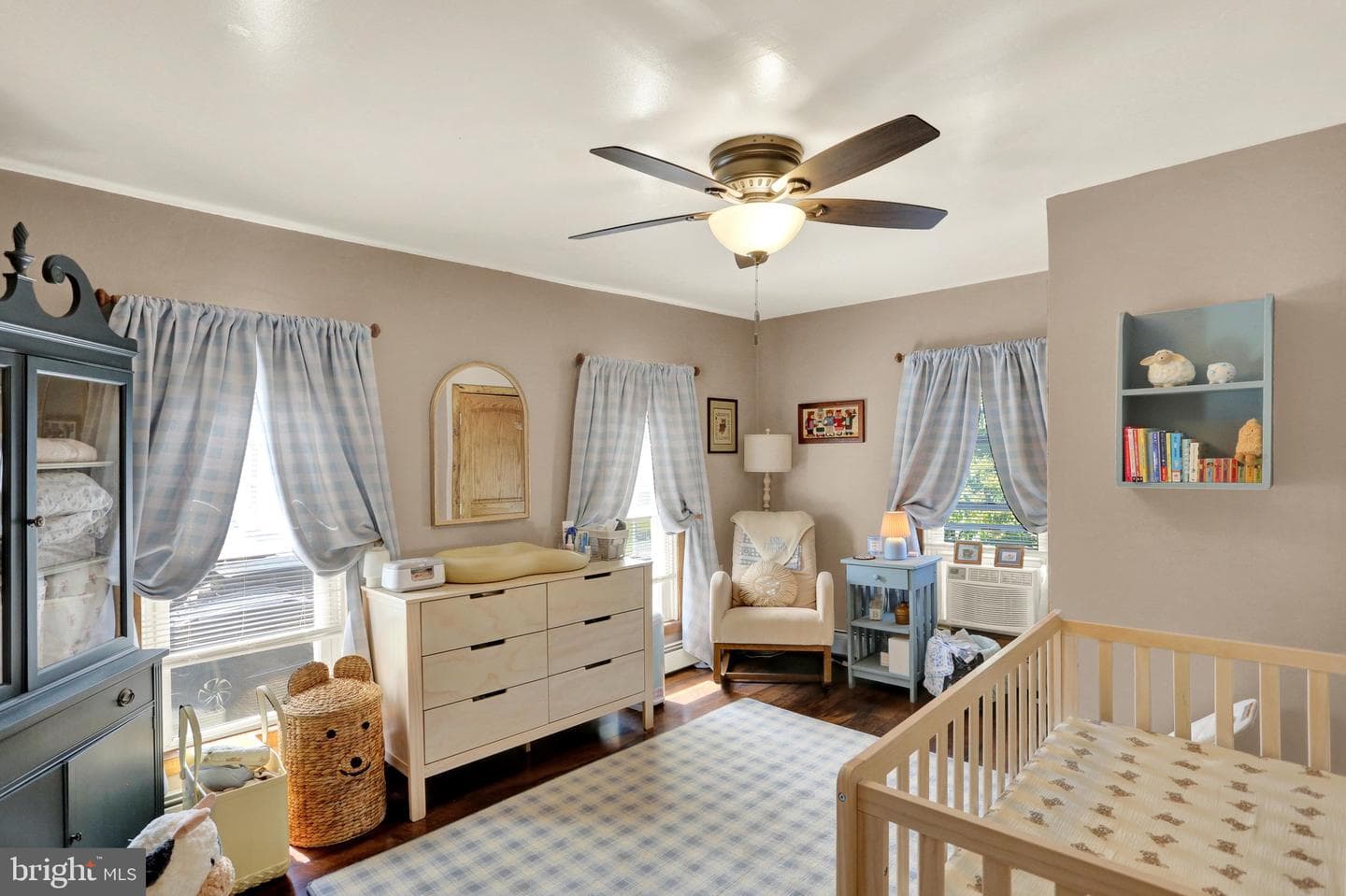 300 W Mifflin Street photo 17