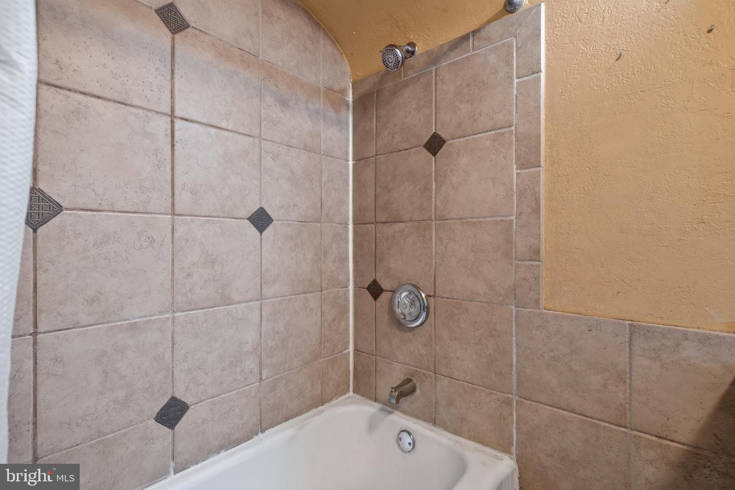 43 E Phillips Street photo 36