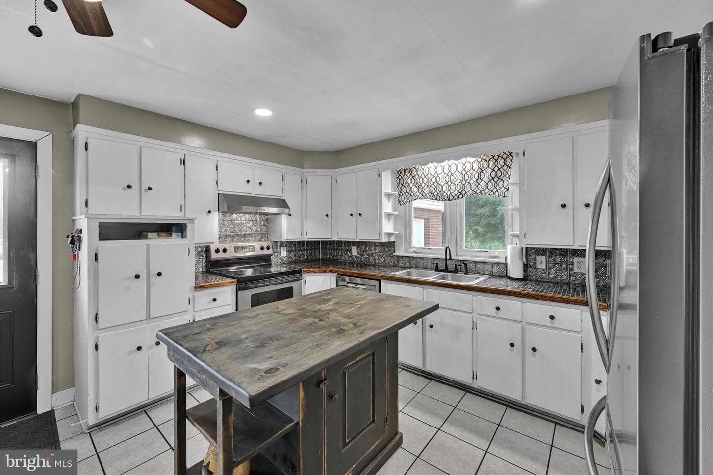 310 S Good Spring Road photo 15