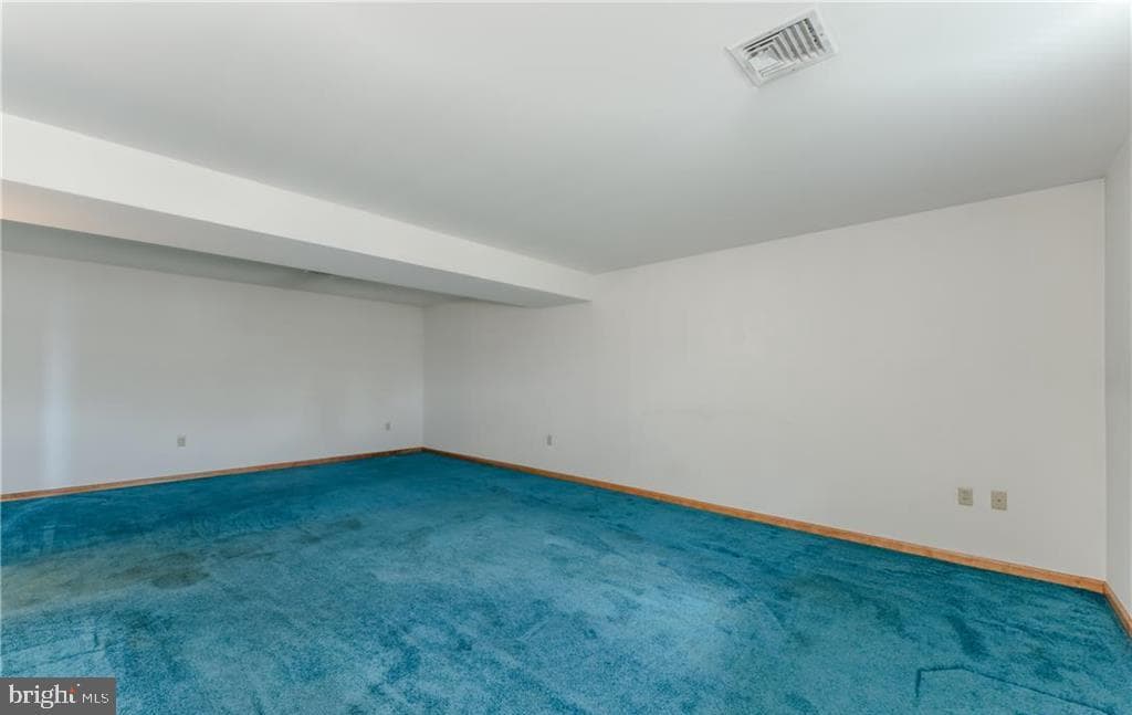 590 Airport Road photo 35