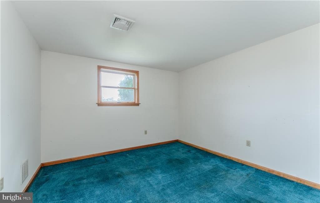 590 Airport Road photo 40