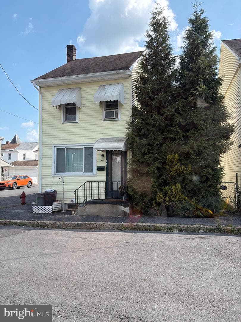 439 Carbon Street