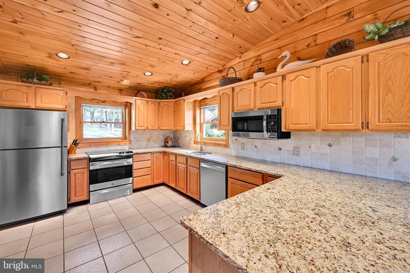 1506 Wynonah Drive photo 16