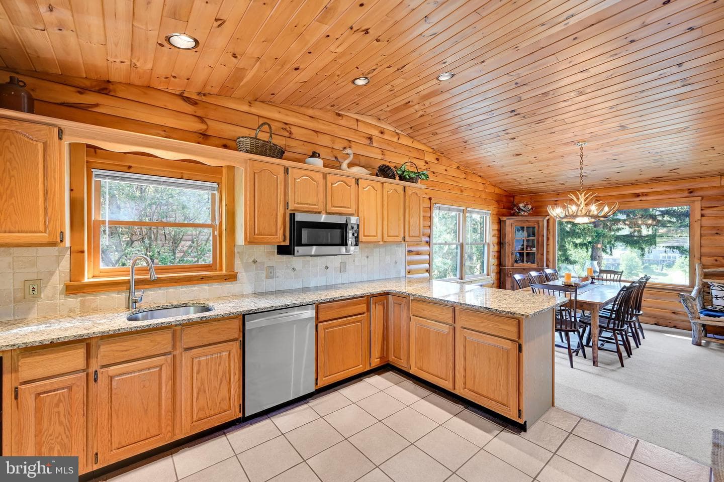 1506 Wynonah Drive photo 17