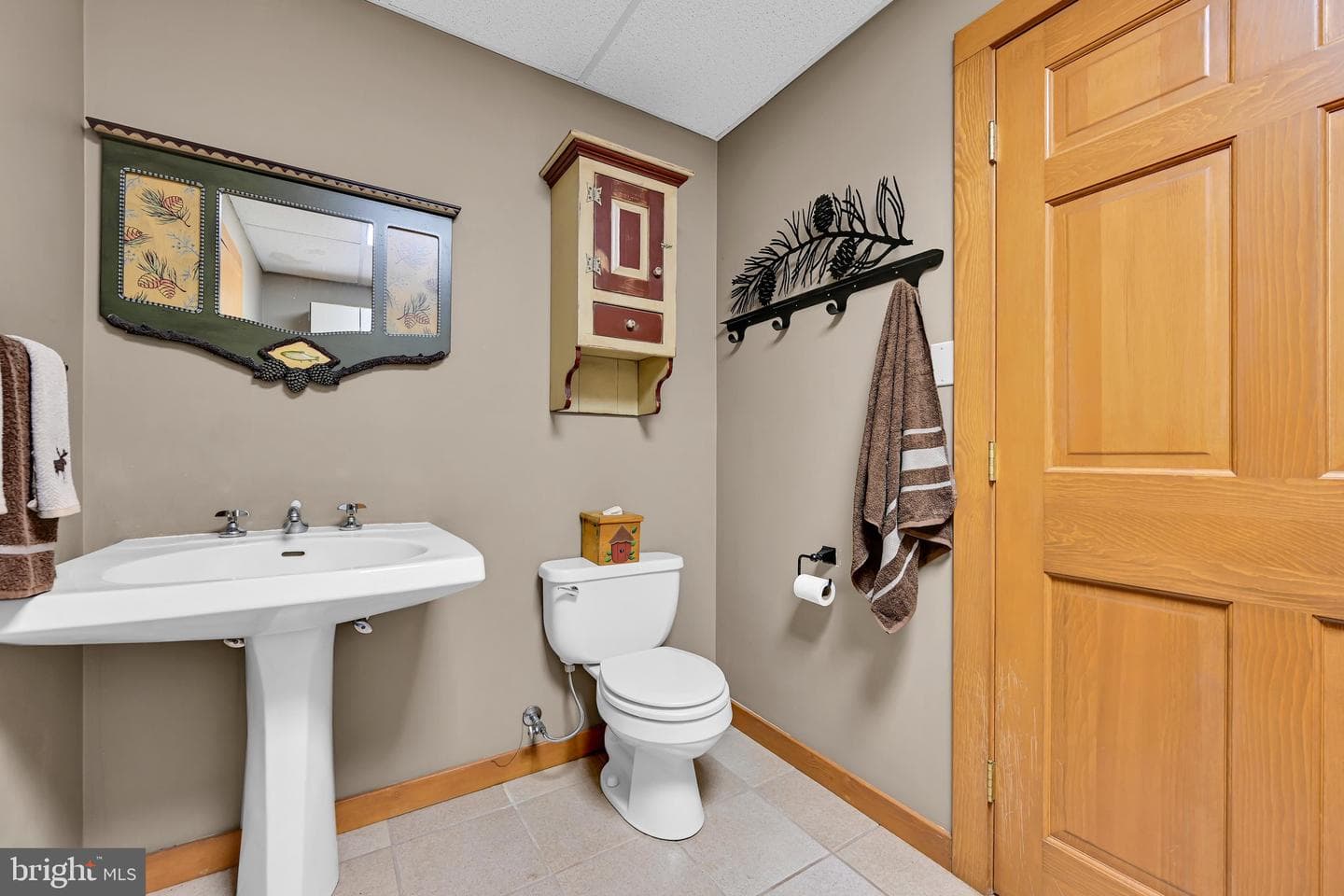 1506 Wynonah Drive photo 32