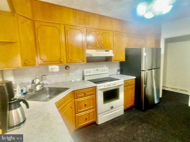 530 W Nicholas Street photo 24