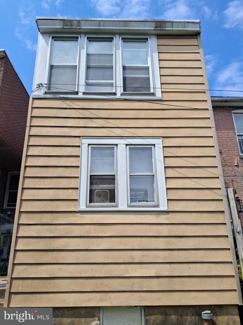 210 S 9th Street photo 3