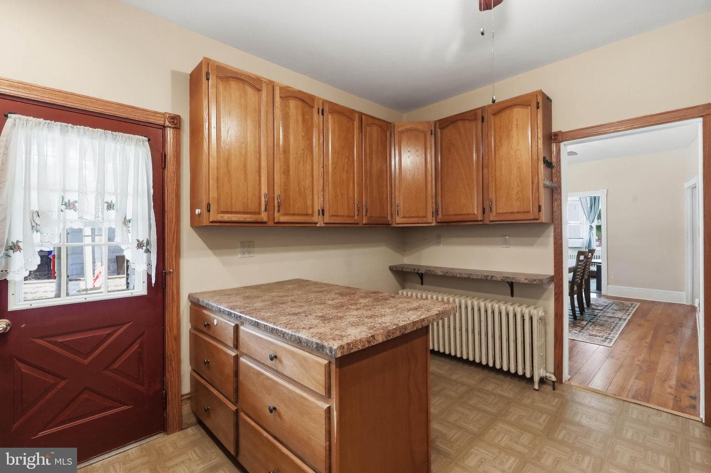 506 W Market Street photo 11