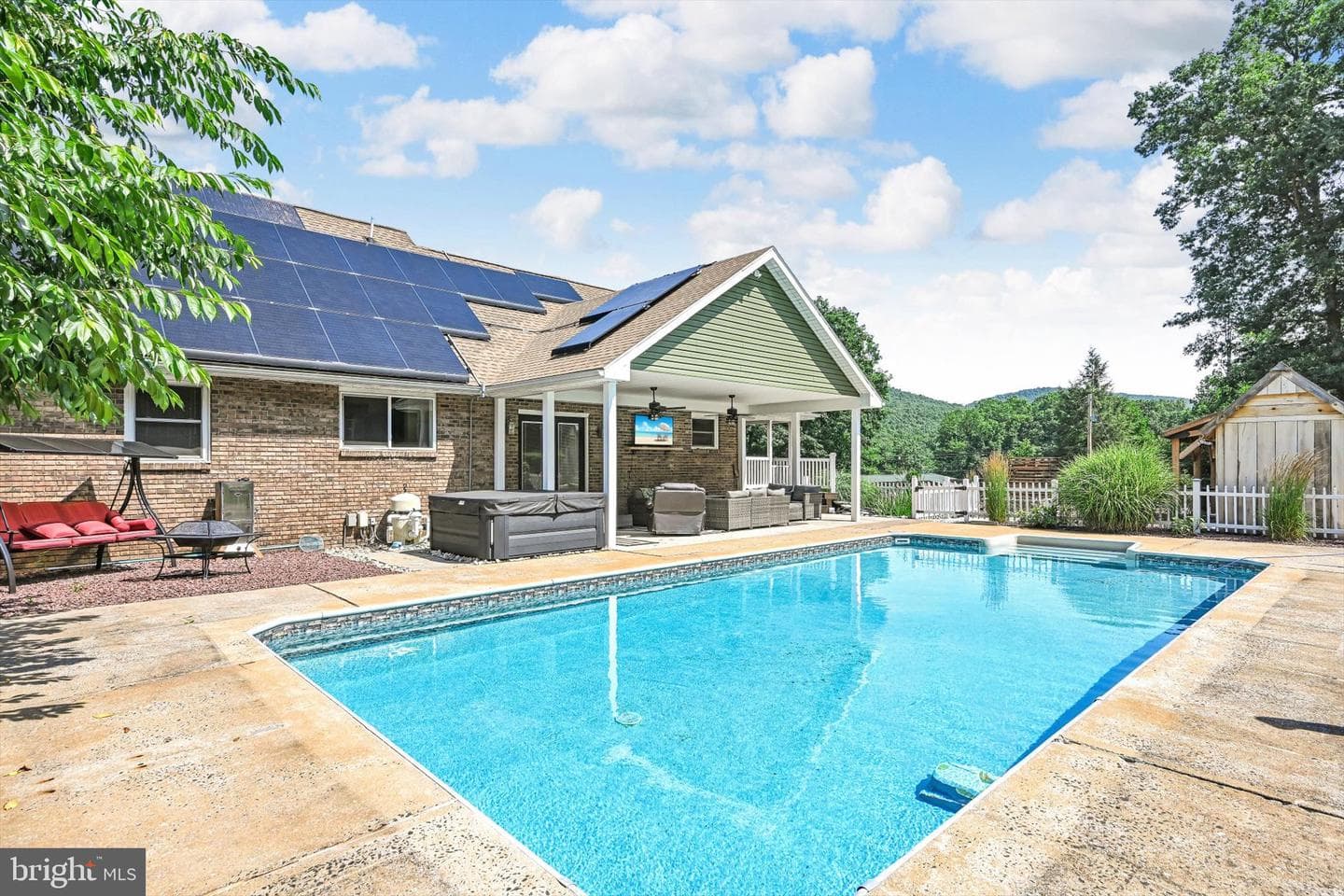 139 Molleystown Road photo 5