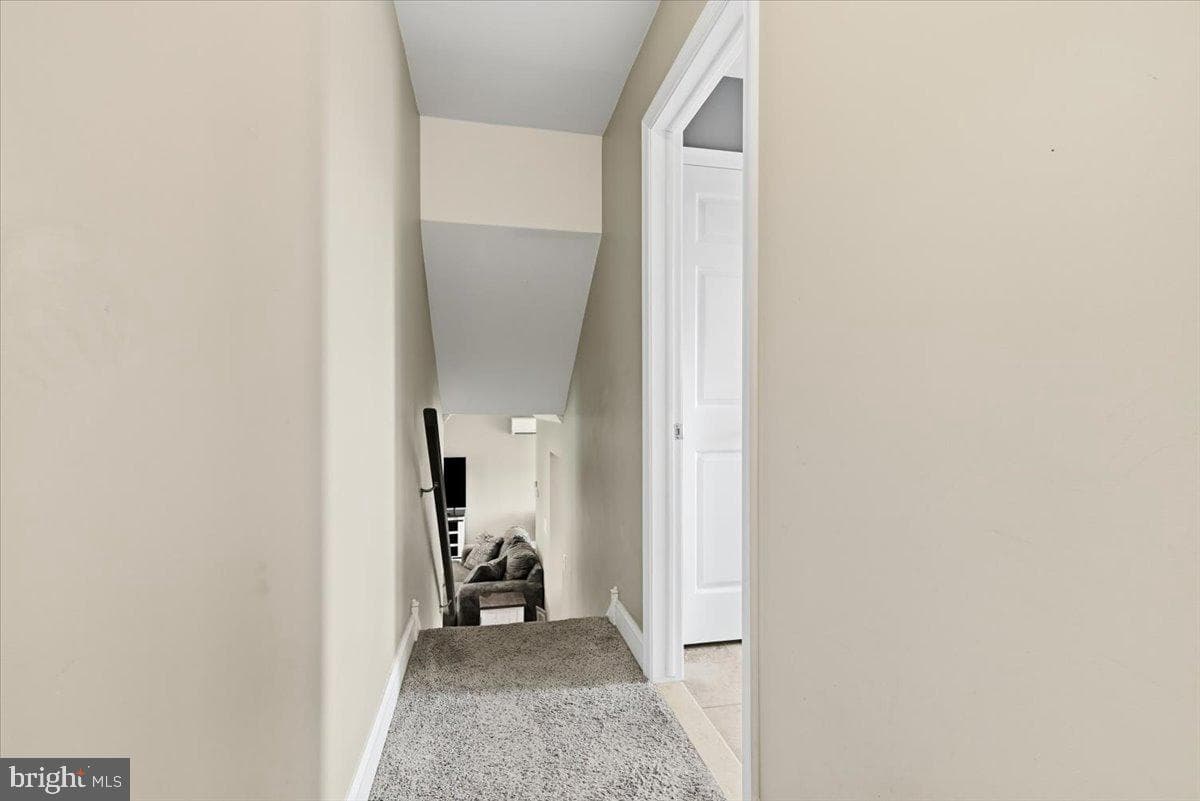 544 Maple Street photo 38