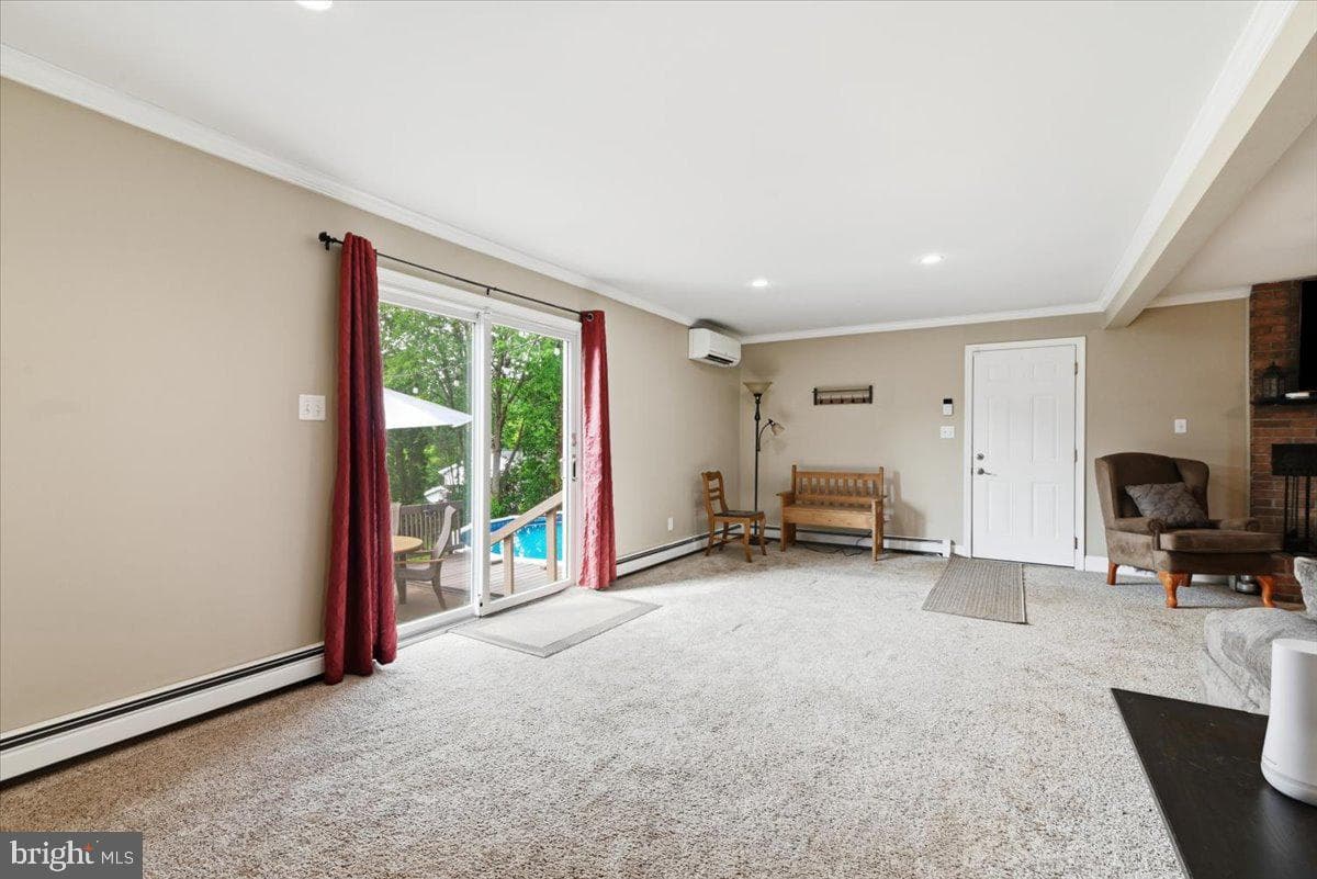 544 Maple Street photo 39