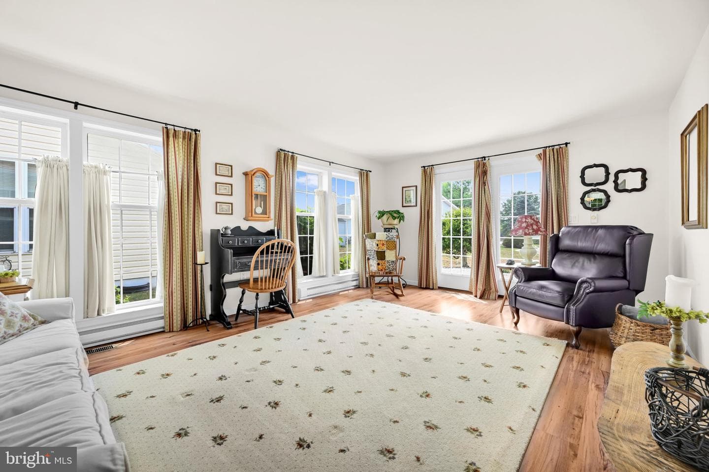 729 Union Court photo 6