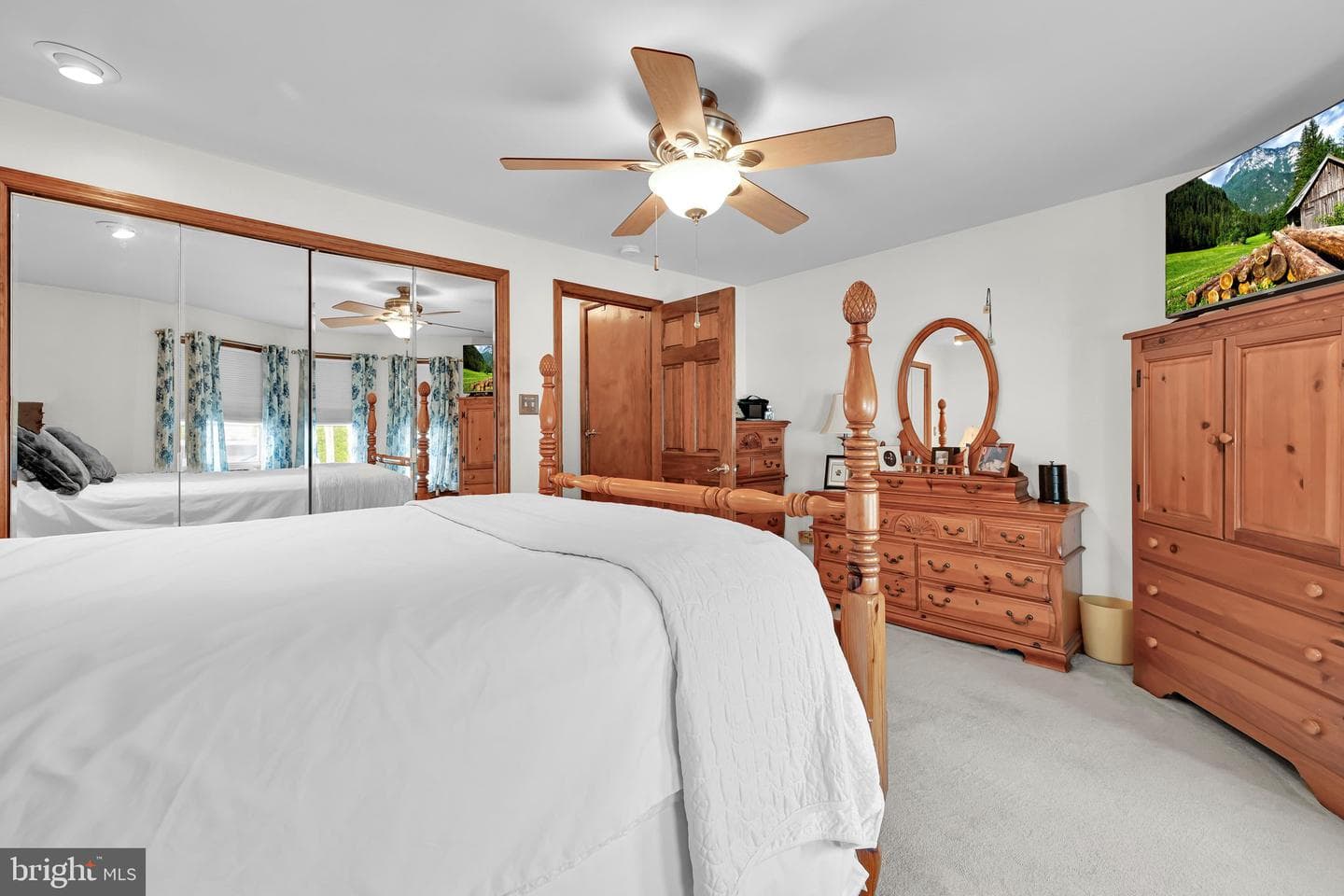 208 S Balliet Street photo 15