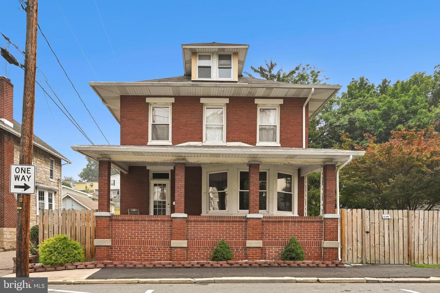 24 Paxson Avenue photo 2