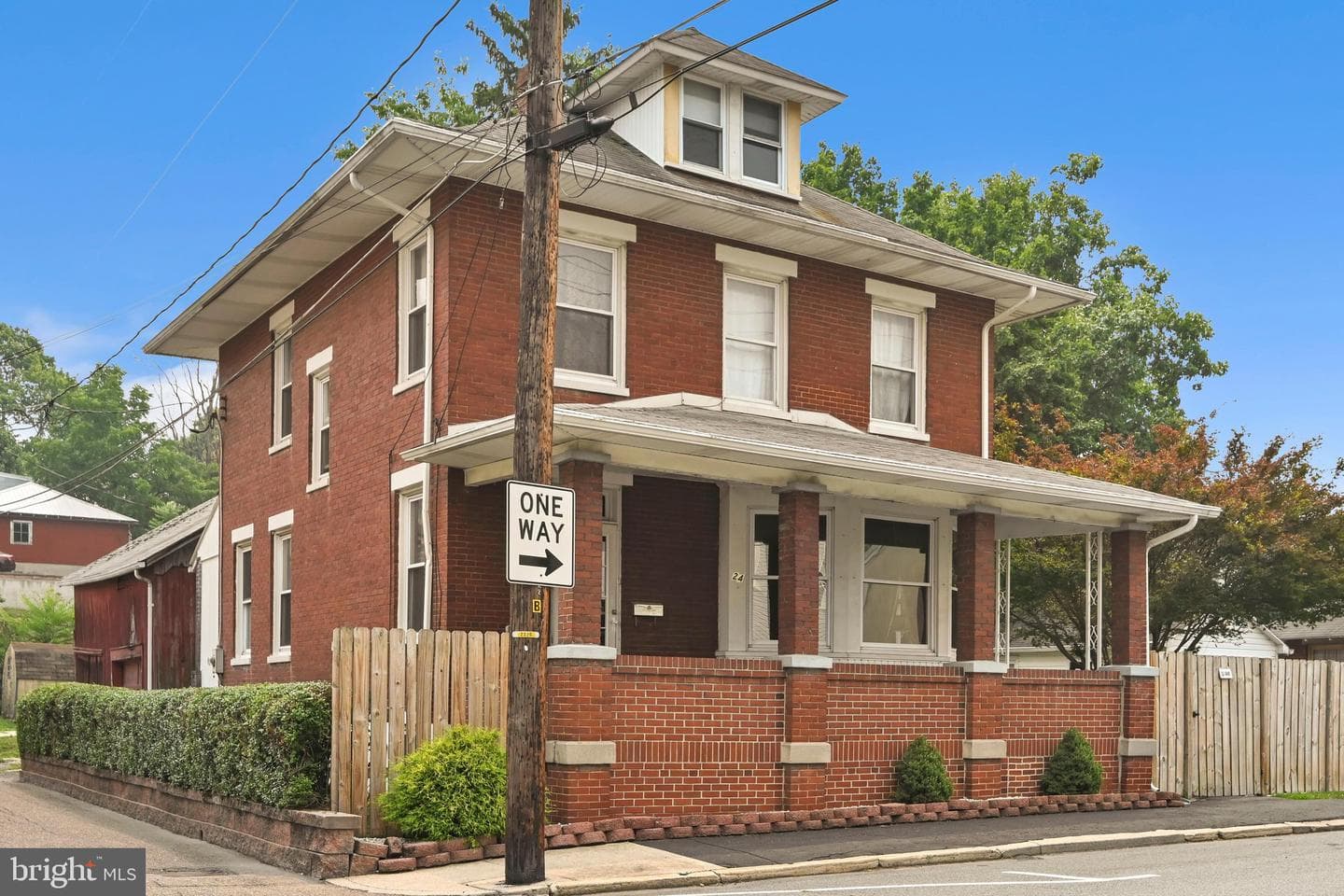 24 Paxson Avenue photo 6