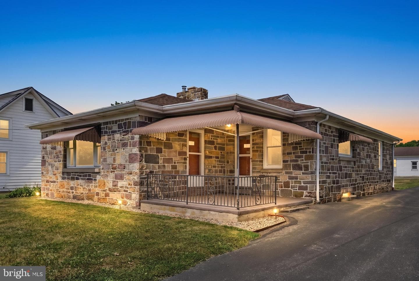 223 Sweet Arrow Lake Road, Pine Grove