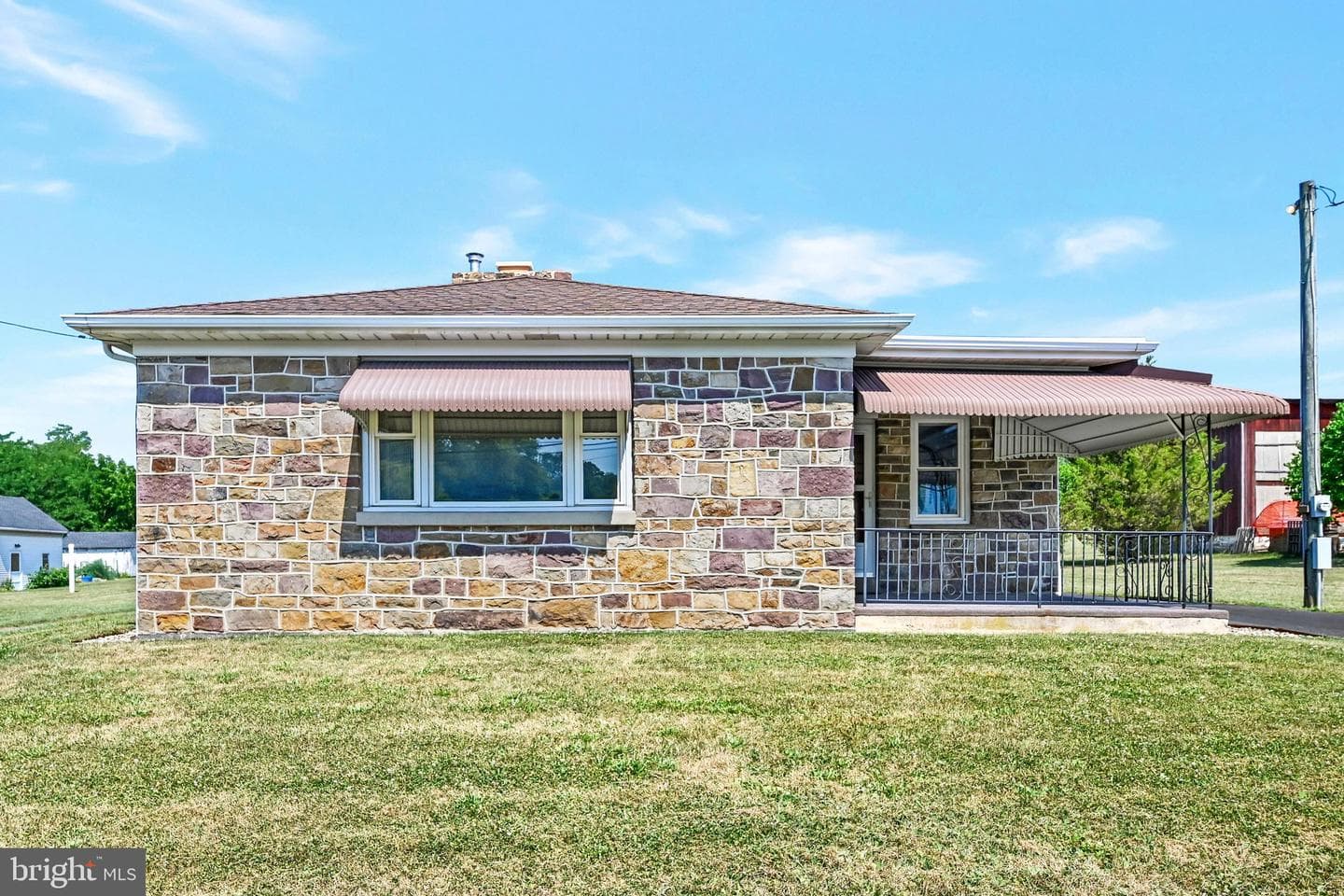 223 Sweet Arrow Lake Road, Pine Grove