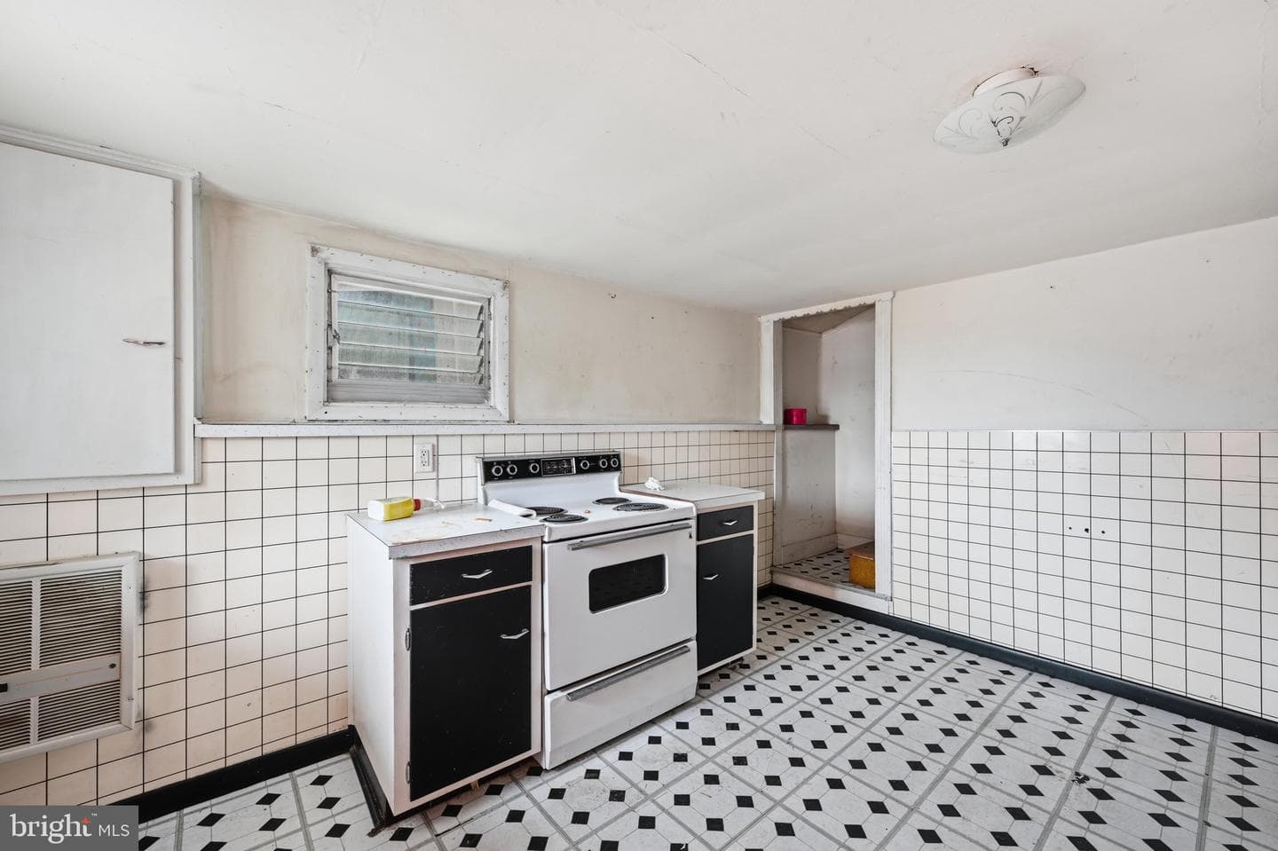 105 East Street photo 6