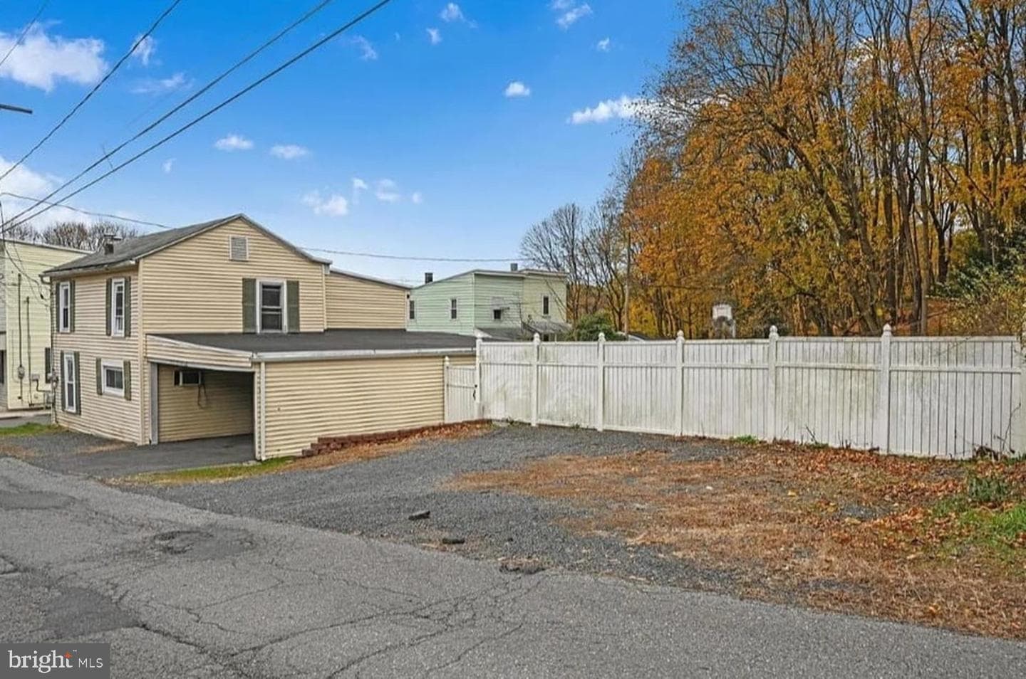 901 Fairview Street photo 23