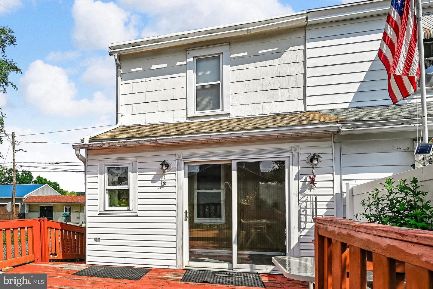 1427 Seneca Street photo 32