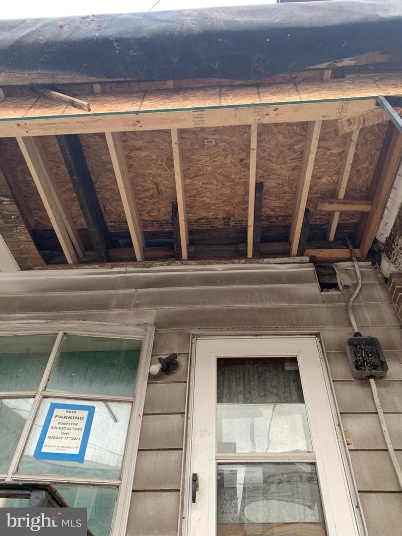 130 W Mahanoy Street photo 3