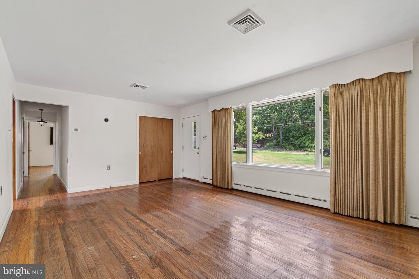 51 Reynolds Road photo 36