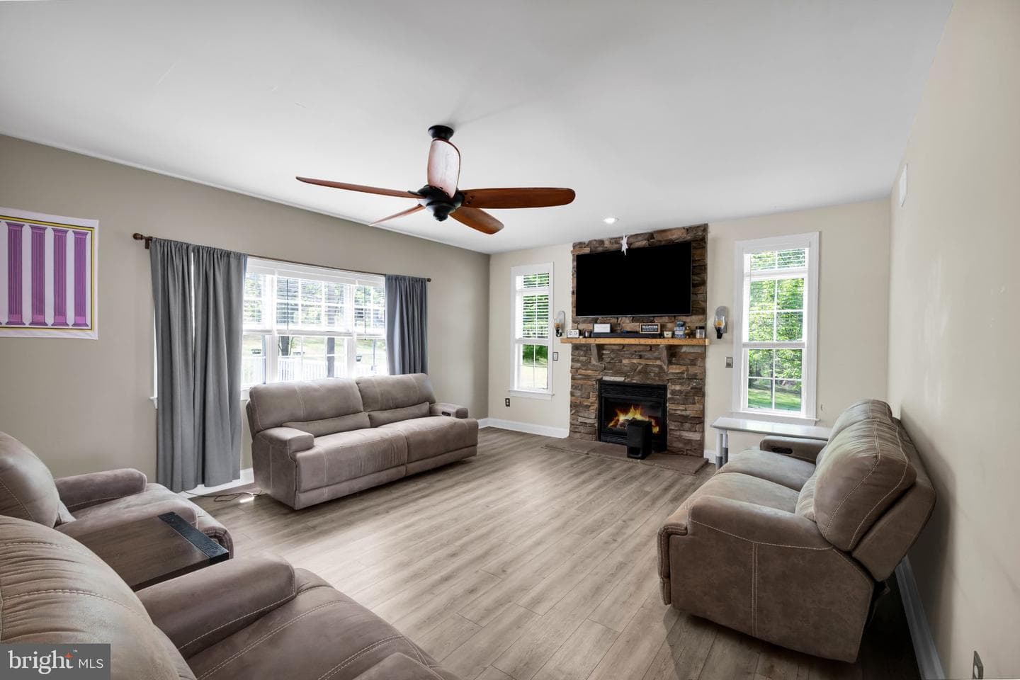 115 Holly Road photo 14