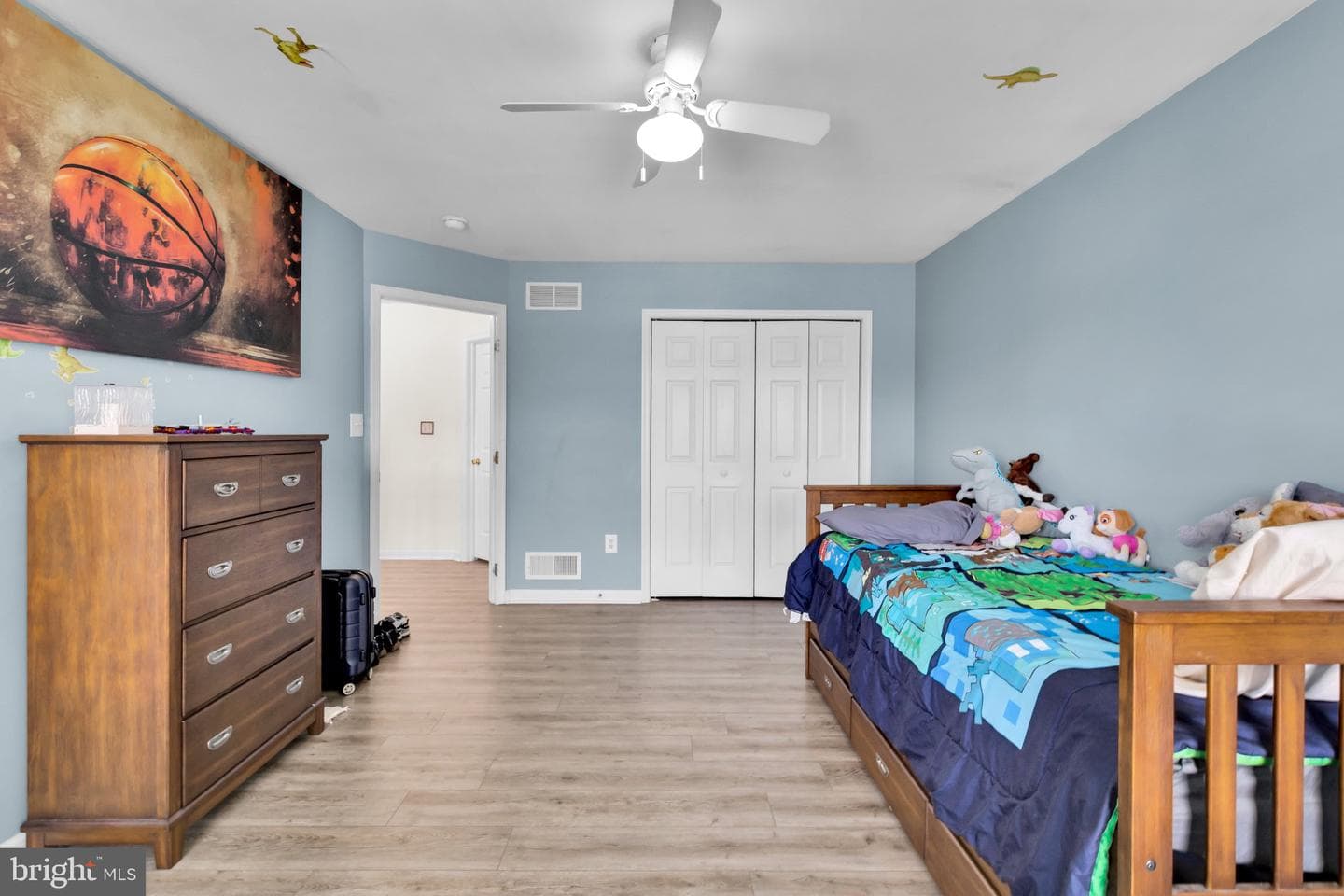 115 Holly Road photo 16