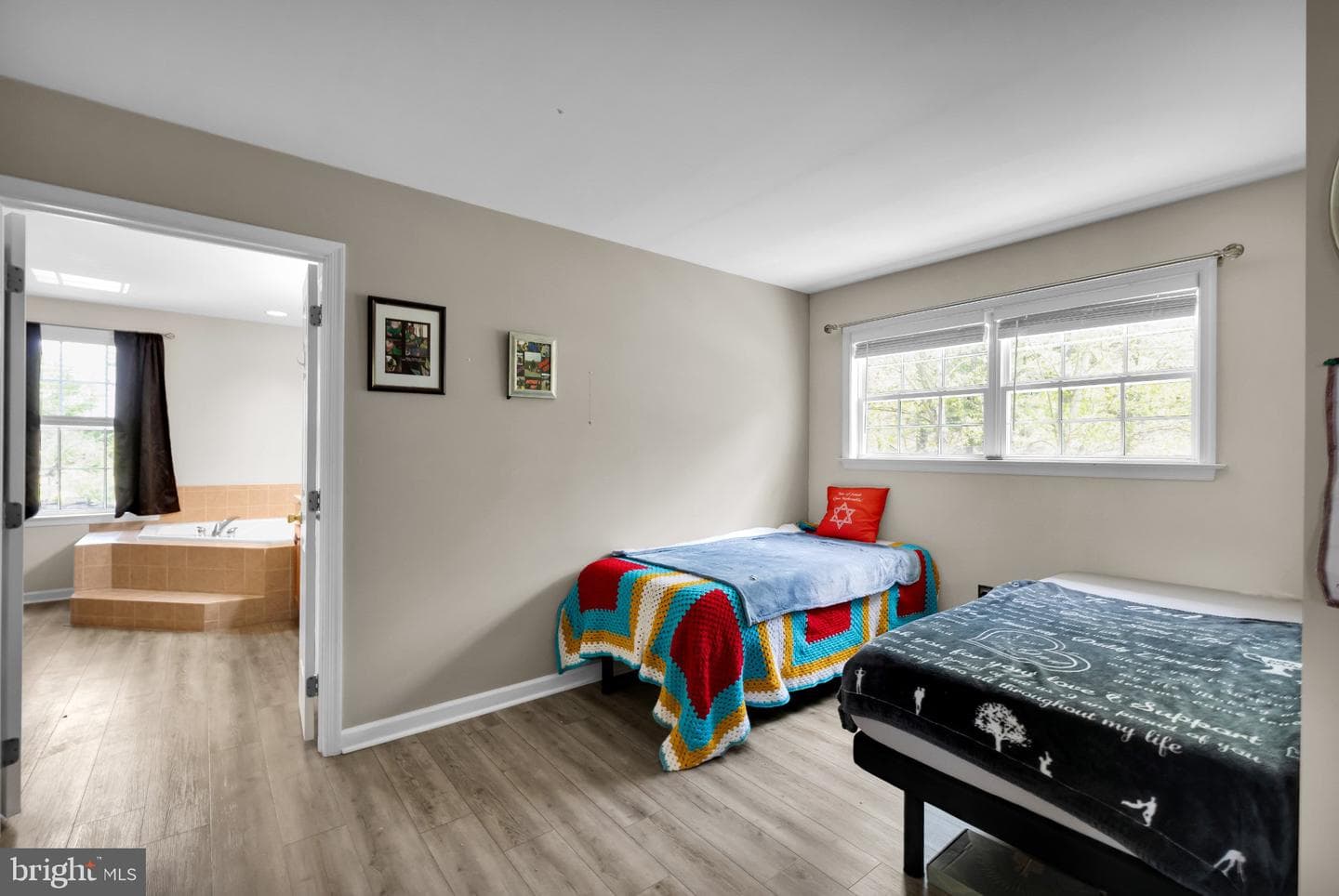 115 Holly Road photo 18