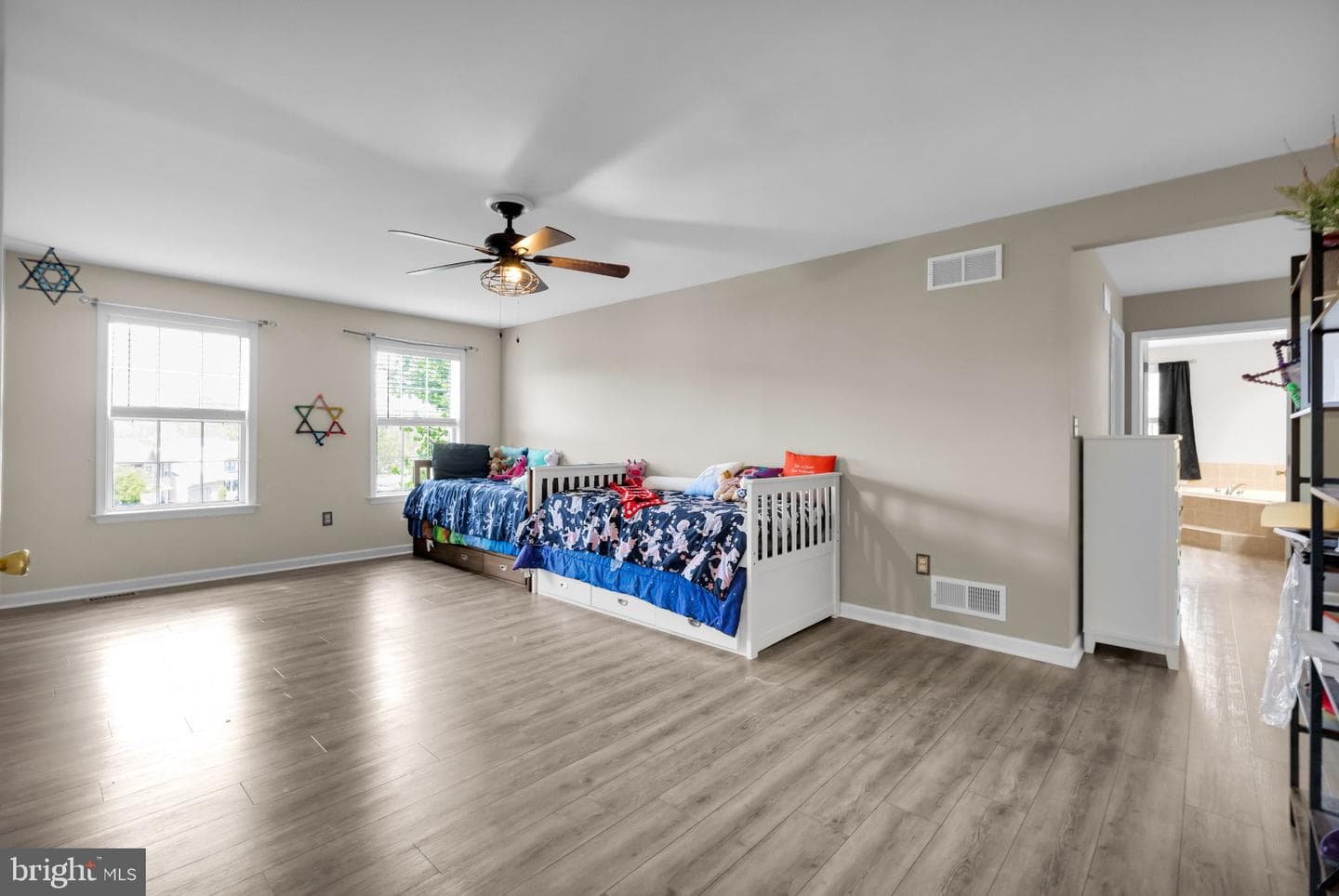 115 Holly Road photo 19
