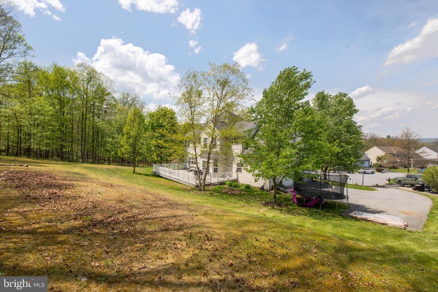 115 Holly Road photo 38