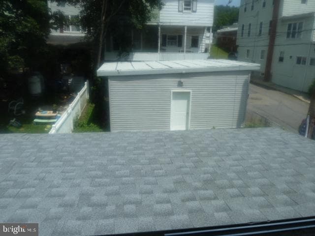 14 N Line Street photo 24