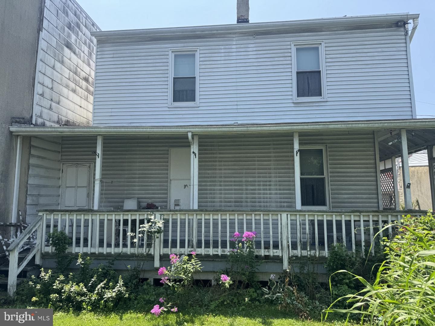126 Lewis Street photo 25