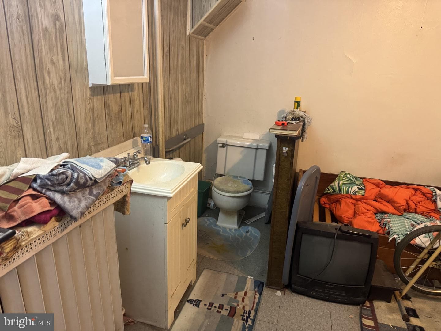126 Lewis Street photo 6