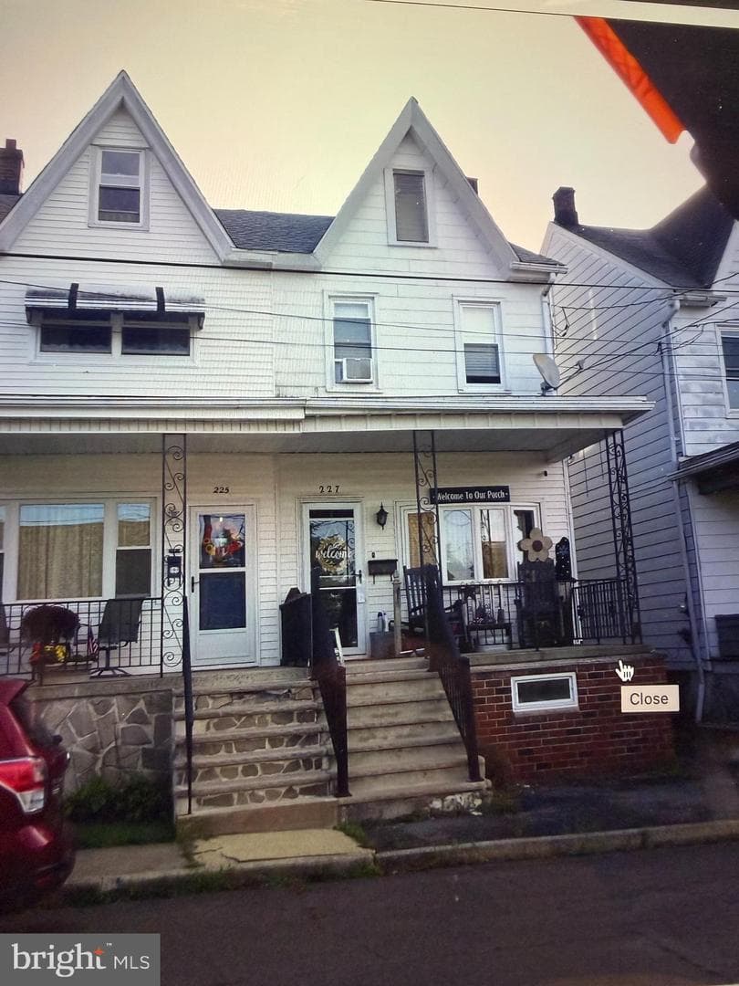 227 S Spencer Street photo 1