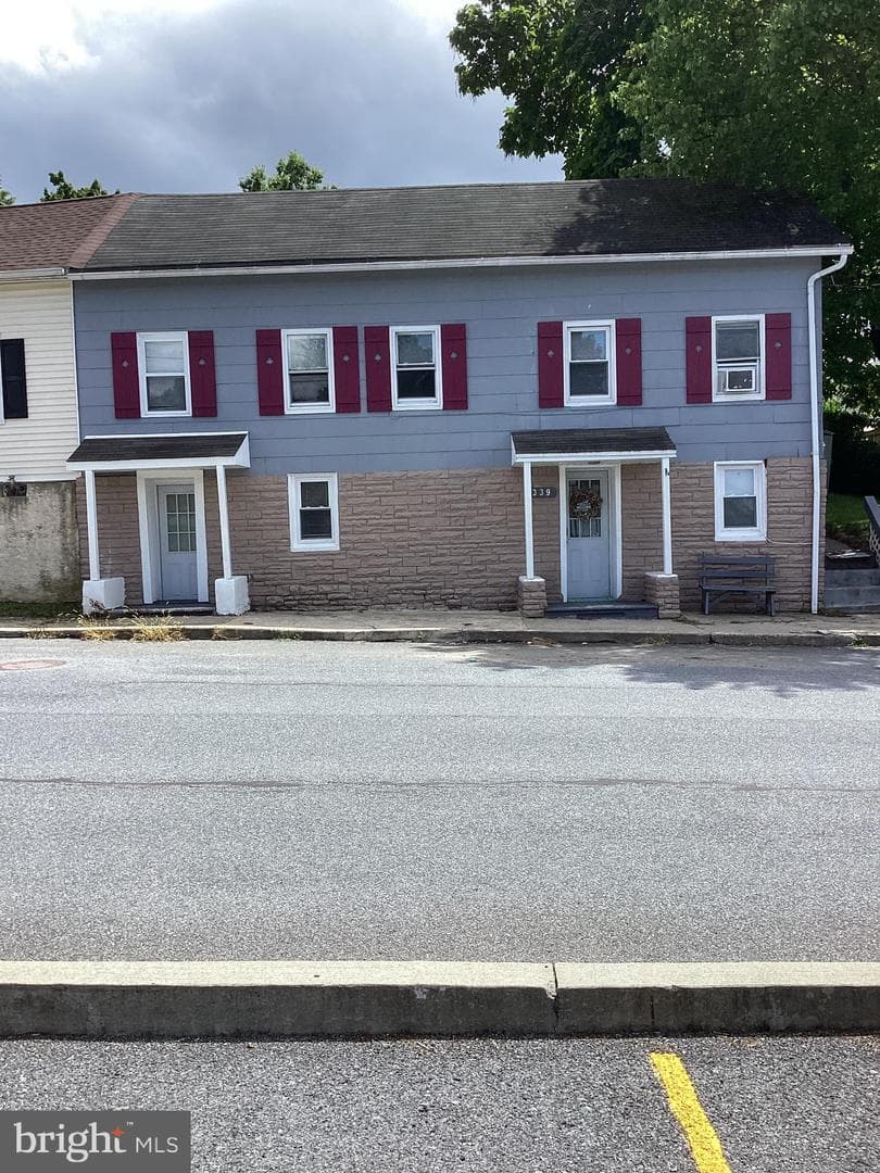 339 S Wayne Street photo 1