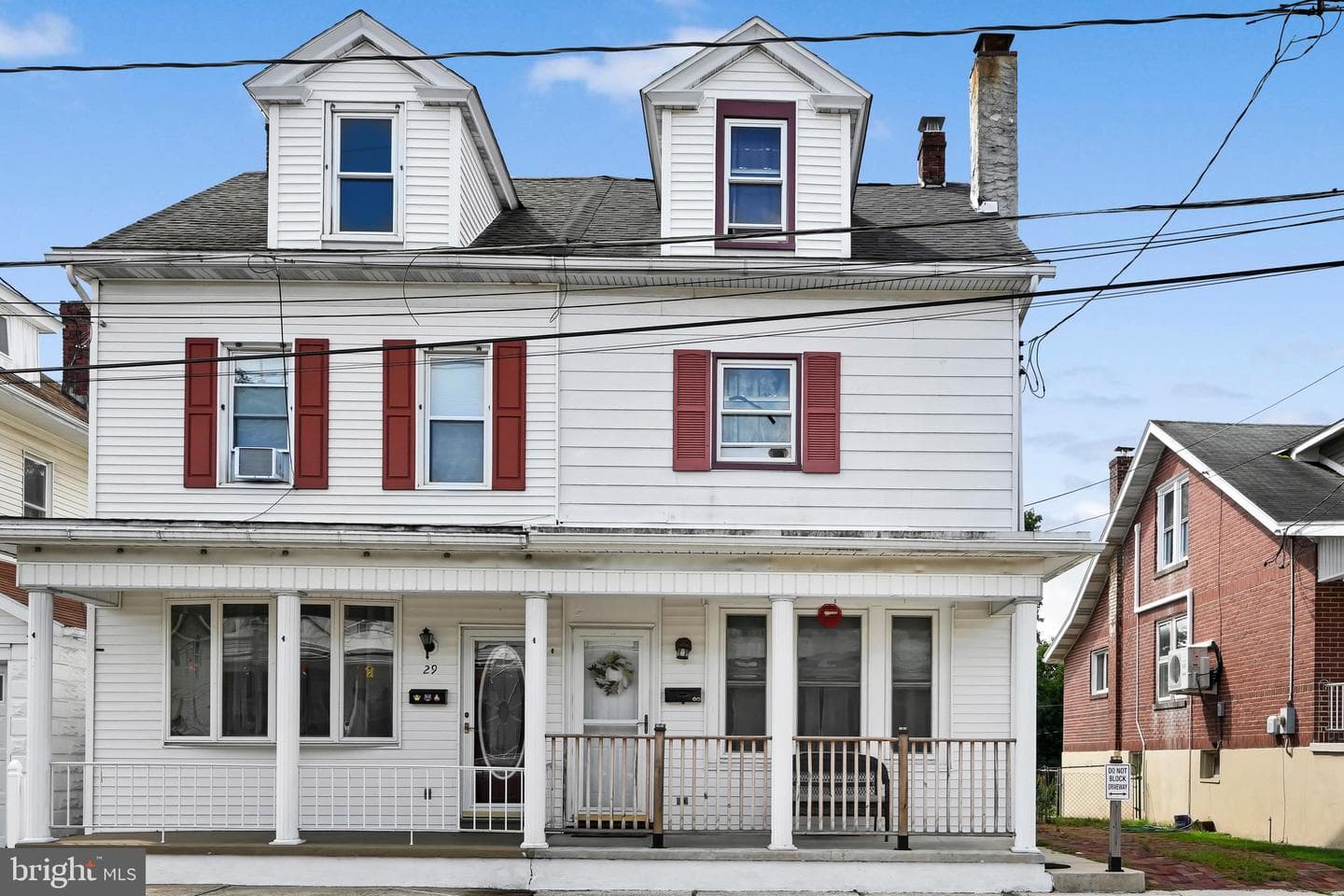 31 S Stanton Street photo 1