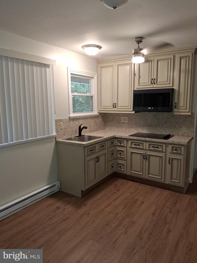 1070 Hayes Road photo 9