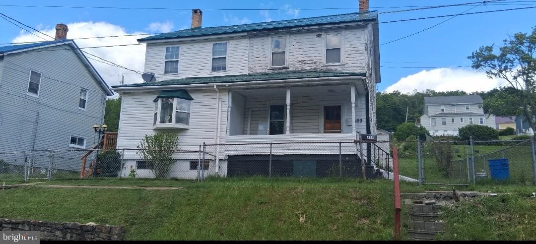 499 2nd St. photo 1
