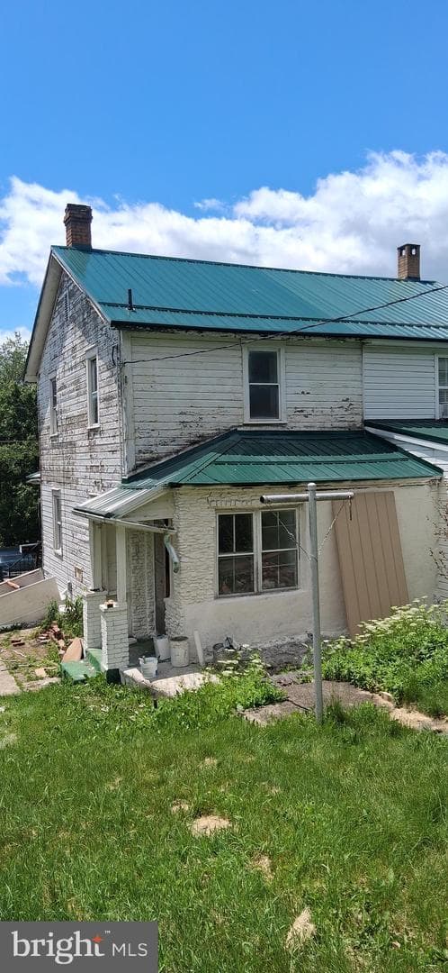 499 2nd St. photo 4