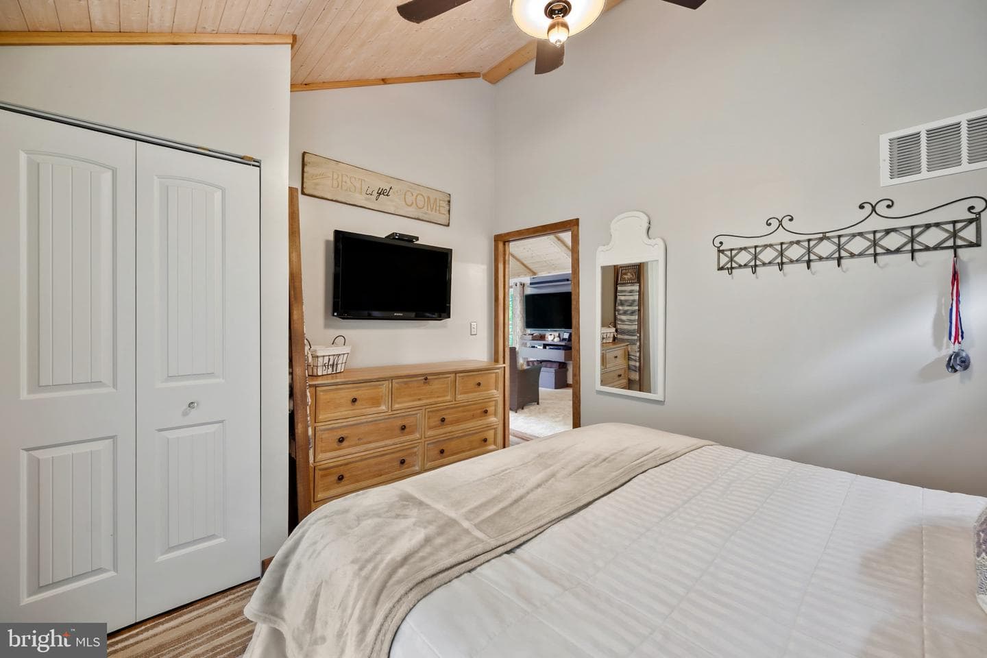 112 Scenic View Dr photo 17
