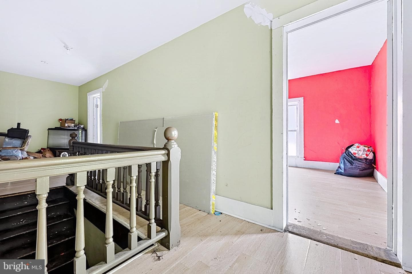 211 E Church St photo 8