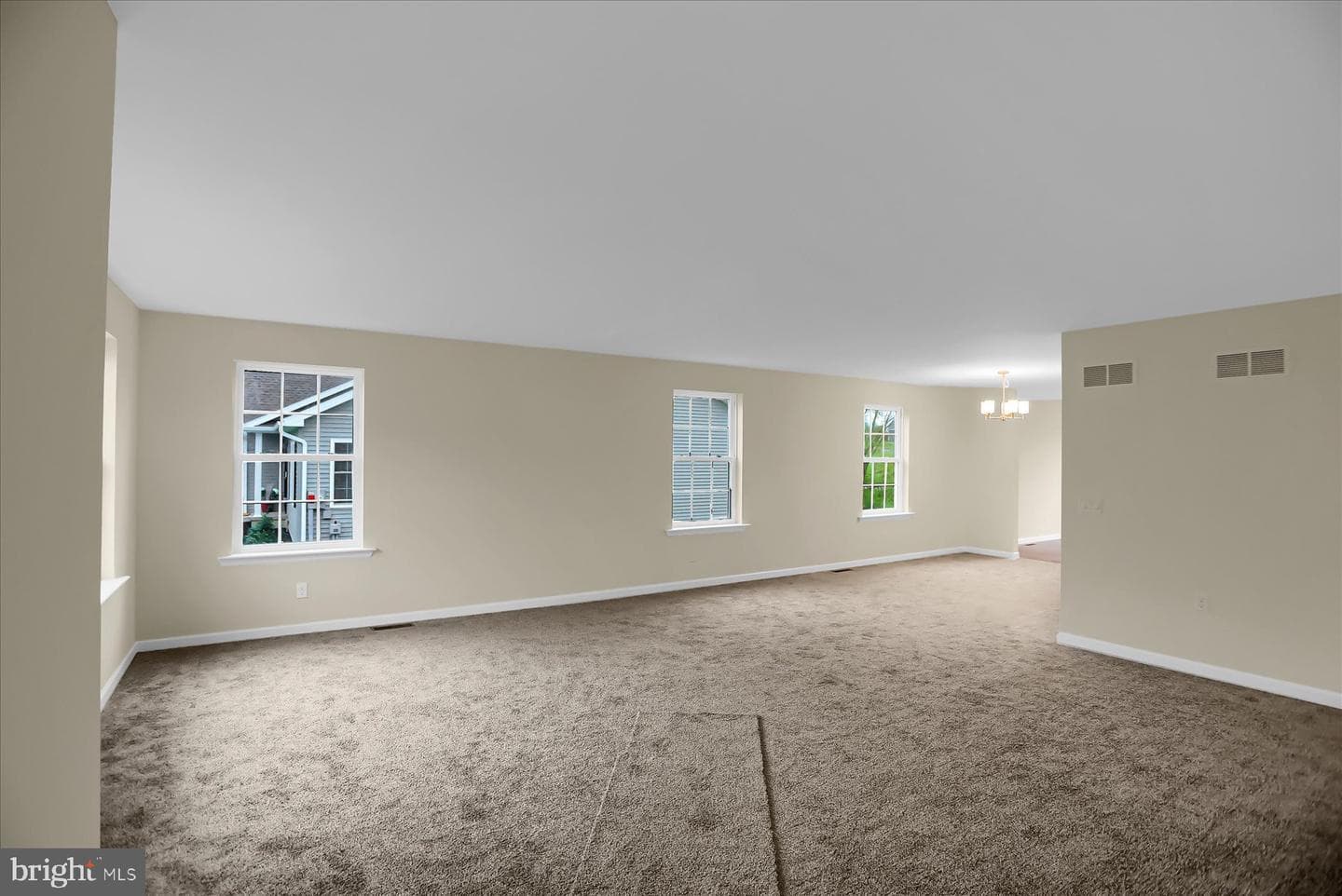 79 St Andrews Way photo 5